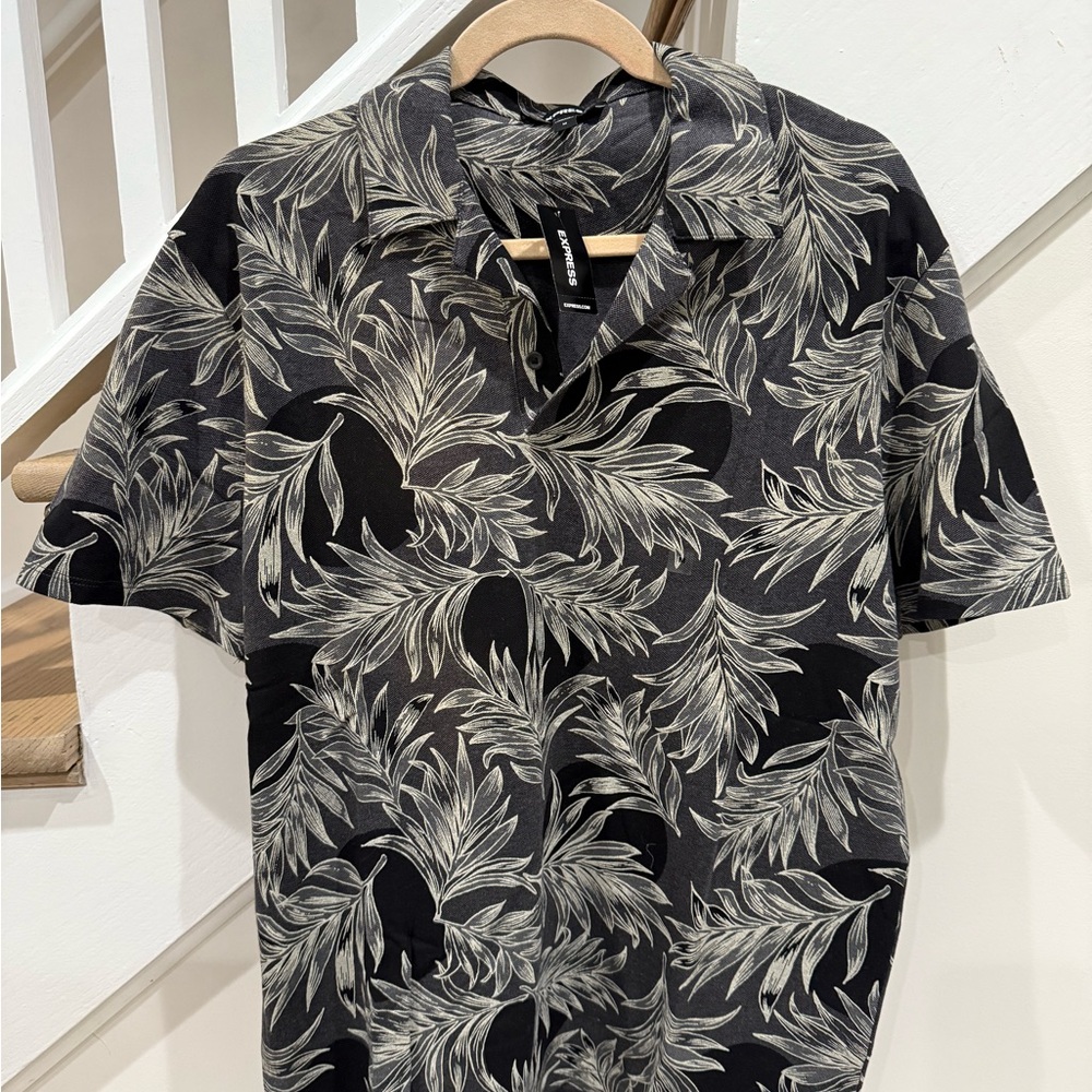Express Black and Gray Leaf Print Shirt